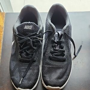 Nike Black and White Running Shoes